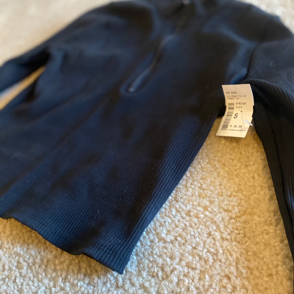 NWT 🏷 BLK ZIP UP LONG SLEEVE TOP 🖤